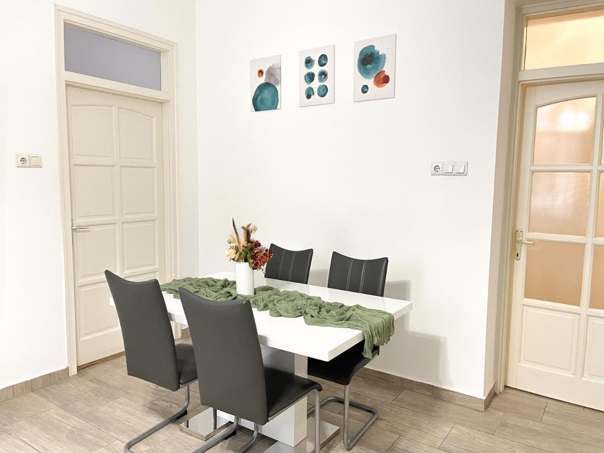 Majestic Residency - 3 Bedrooms Apartment Budapeszt Pokój zdjęcie